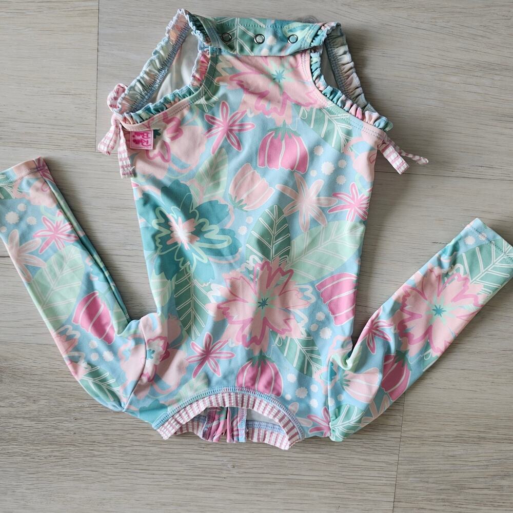 3 RuffleButts 12-18 long Sleeve One Piece Rash Guards bundle - Picture 9 of 9